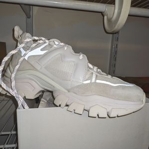 Off white men moncler sneakers size 39 1/2